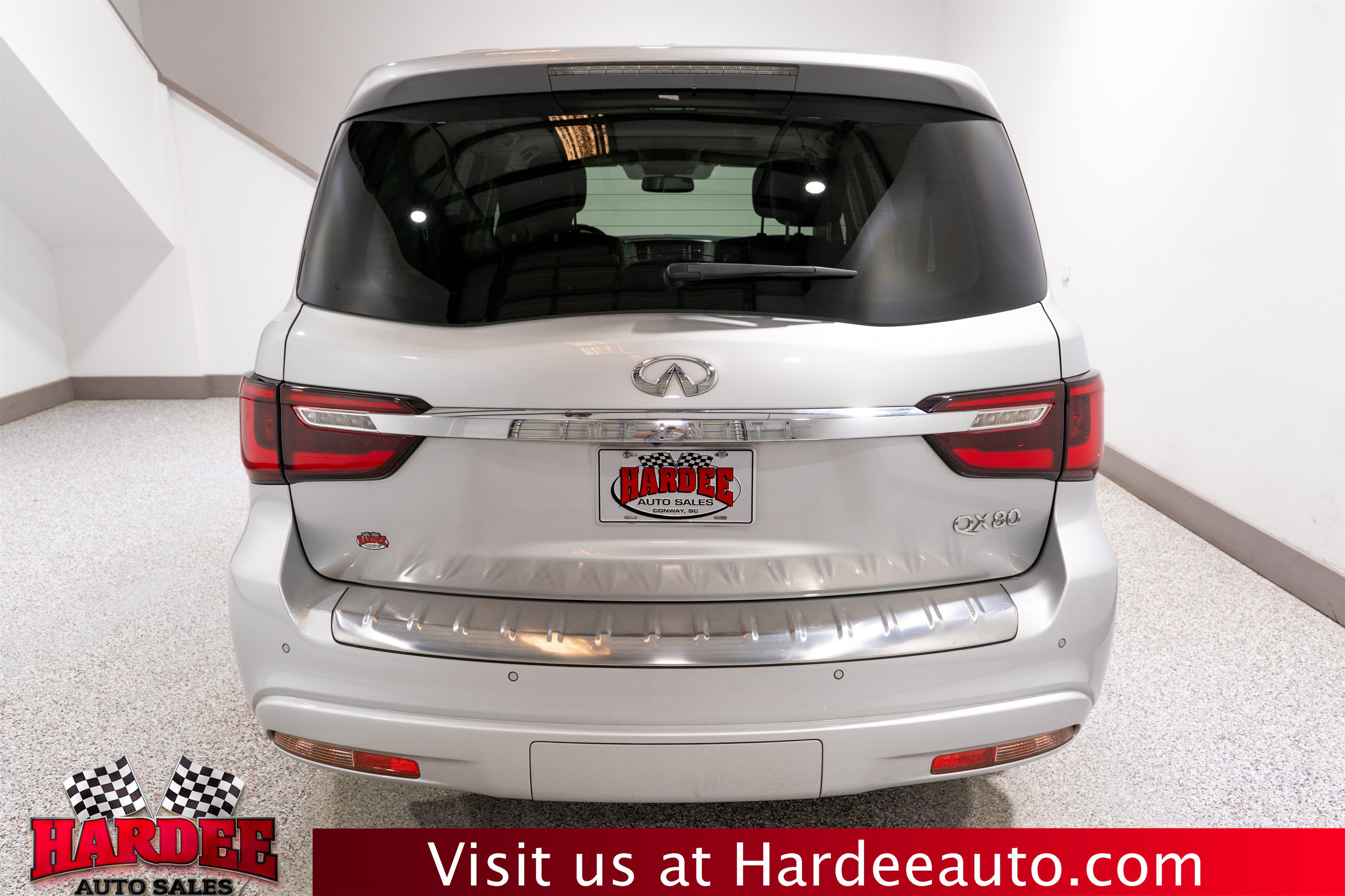 Used 2019 INFINITI QX80 Luxe w/ Proassist Package RWD image 4