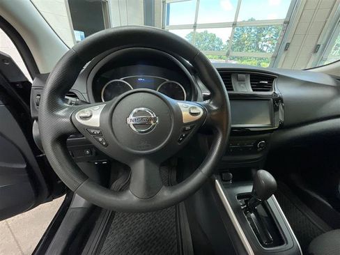 Used 2019 Nissan Sentra S FWD image 14