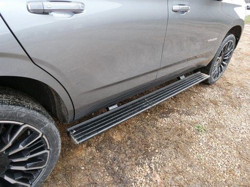 New 2026 Chevrolet Tahoe High Country AWD/4WD image 5