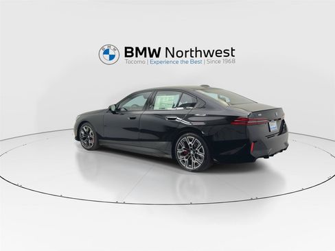 New 2027 BMW i5 xDrive40 AWD/4WD image 12
