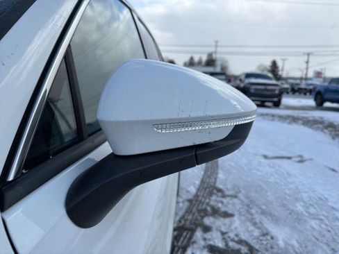 New 2026 Volkswagen Tiguan SE image 13