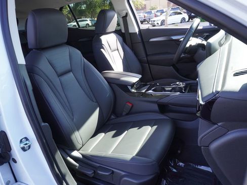 Certified 2025 Buick Envision Preferred image 12