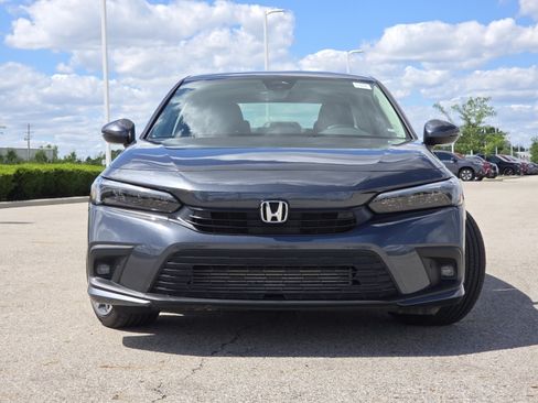 Used 2023 Honda Civic Touring image 15