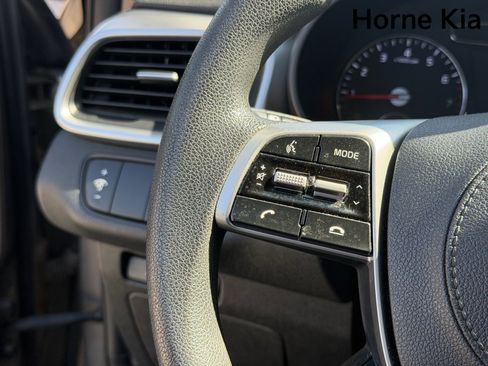Used 2019 Kia Sorento L FWD image 14