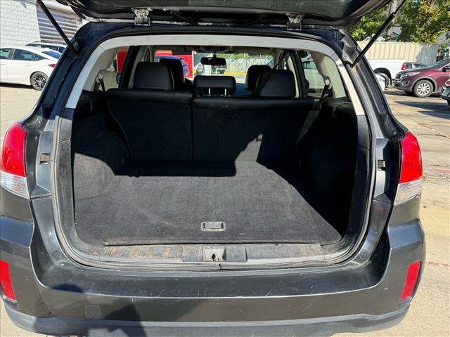 Used 2011 Subaru Outback 3.6R Limited AWD/4WD image 19