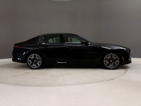 New 2026 BMW 530i w/ M Sport Package RWD image 6