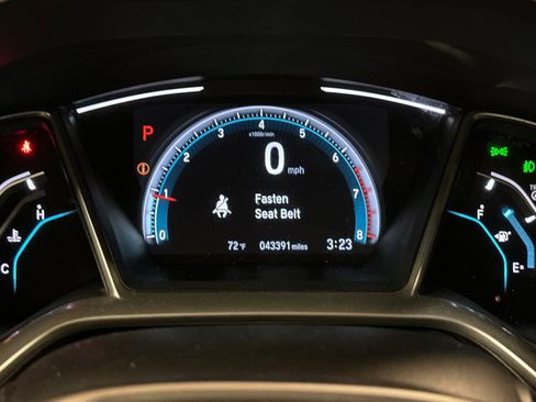 Used 2019 Honda Civic EX image 22