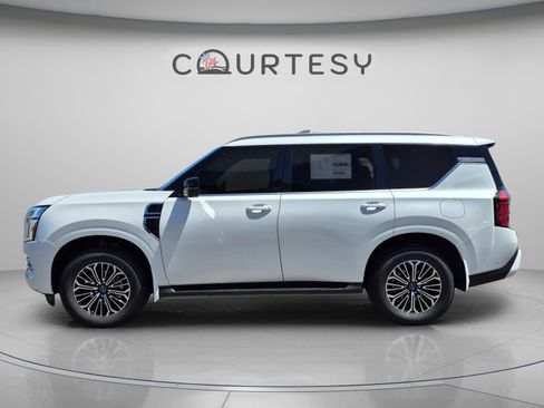 New 2026 Nissan Armada SL w/ Captain's Chari Seat Package AWD/4WD image 2