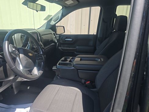 Used 2021 Chevrolet Silverado 1500 LT w/ Bed Protection Package RWD image 8