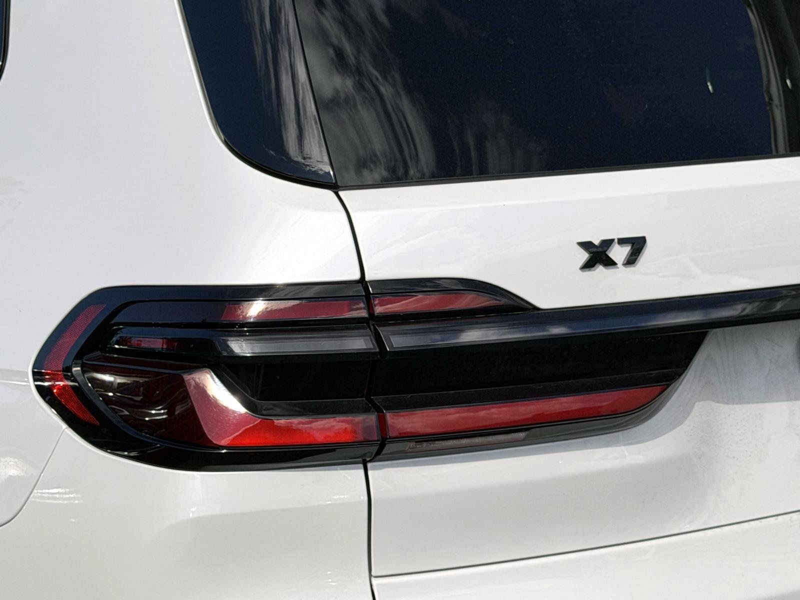 Used 2026 BMW X7 M60i AWD/4WD image 10