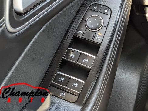 Used 2021 Nissan Rogue SL FWD image 28