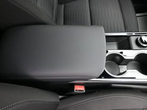 New 2026 Chevrolet Equinox LT FWD image 37