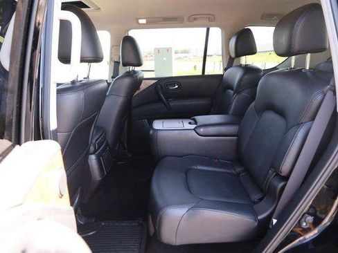 Used 2024 Nissan Armada SL w/ Captain's Chairs Package AWD/4WD image 11