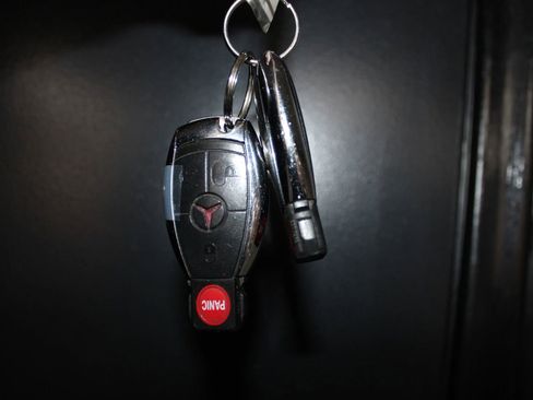 Used 2008 Mercedes-Benz S 550 image 48