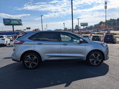 Used 2020 Ford Edge ST image 4