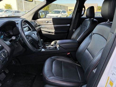 Used 2019 Ford Explorer Sport AWD/4WD image 13