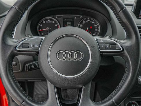 Used 2018 Audi Q3 2.0T Premium image 12