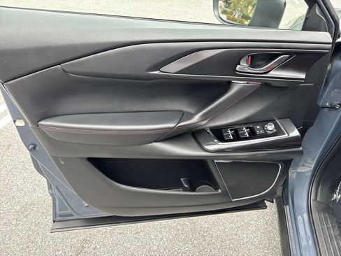 Certified 2023 MAZDA CX-9 Carbon Edition AWD/4WD image 39