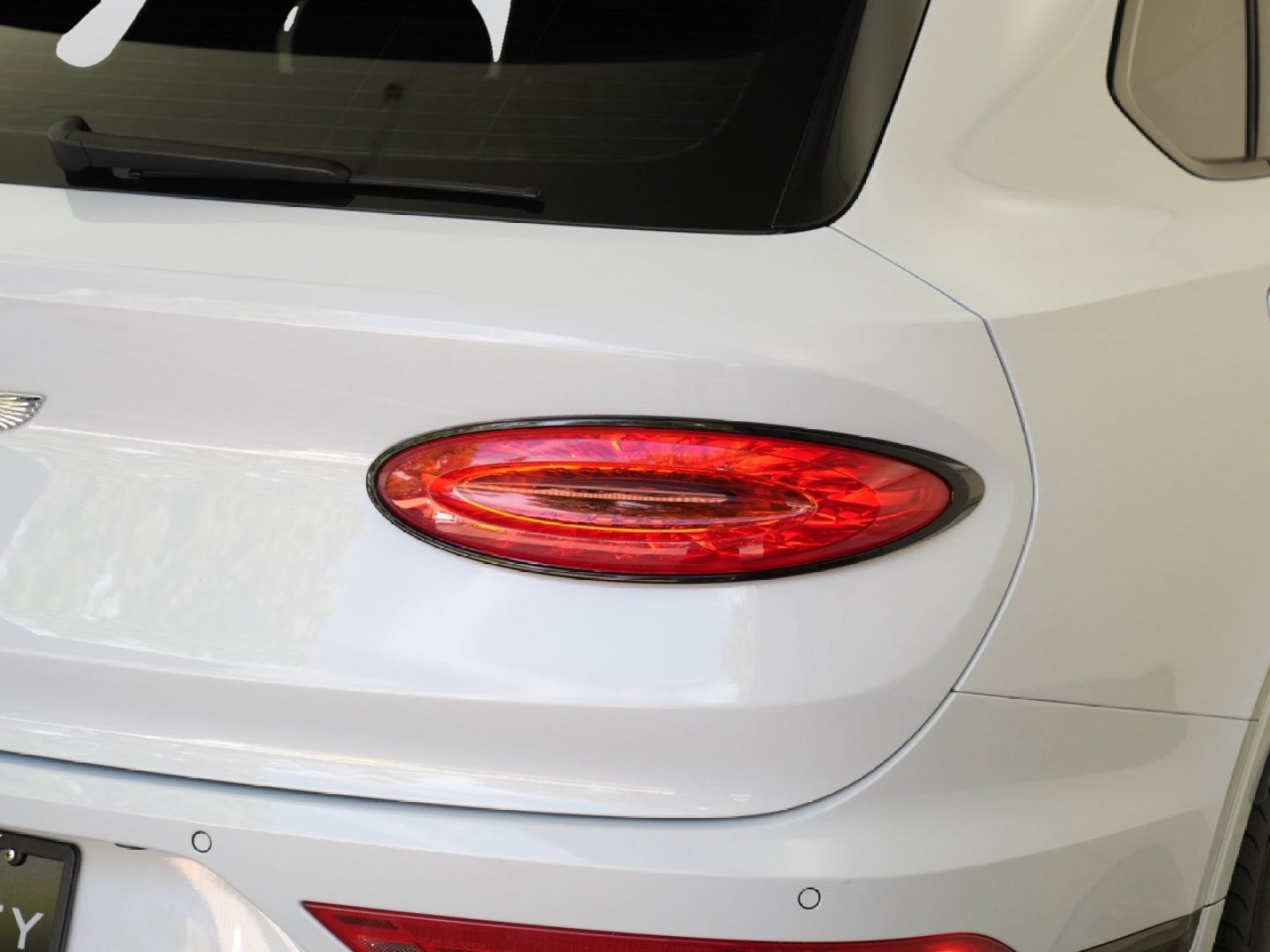 Used 2024 Bentley Bentayga AWD/4WD image 45