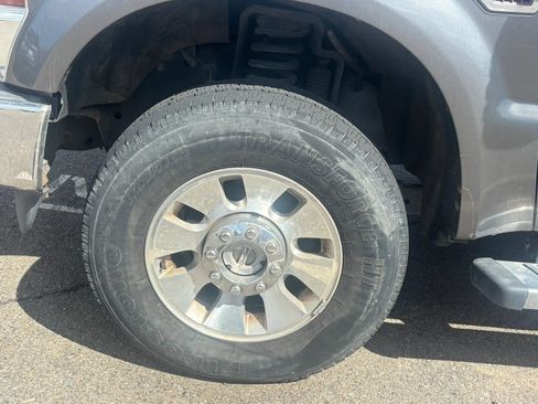 Used 2010 Ford F250 Lariat AWD/4WD image 7