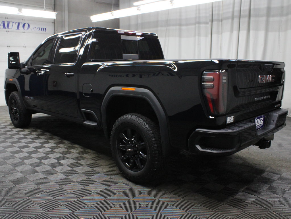 Used 2025 GMC Sierra 2500 AT4 AWD/4WD image 7