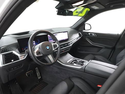 Used 2025 BMW X5 xDrive40i image 14