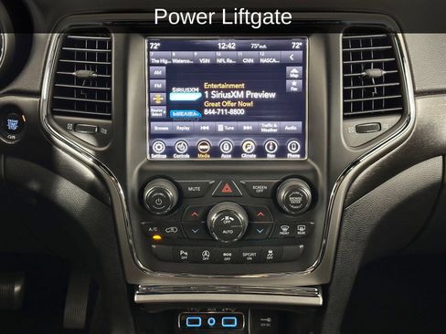 Used 2018 Jeep Grand Cherokee Altitude RWD image 13