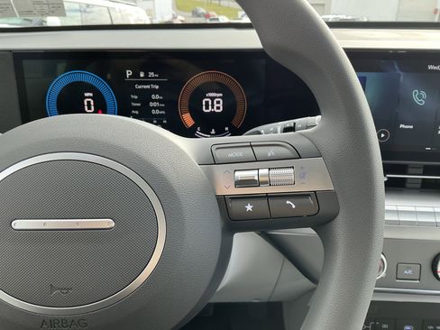 New 2026 Hyundai Kona SE image 17