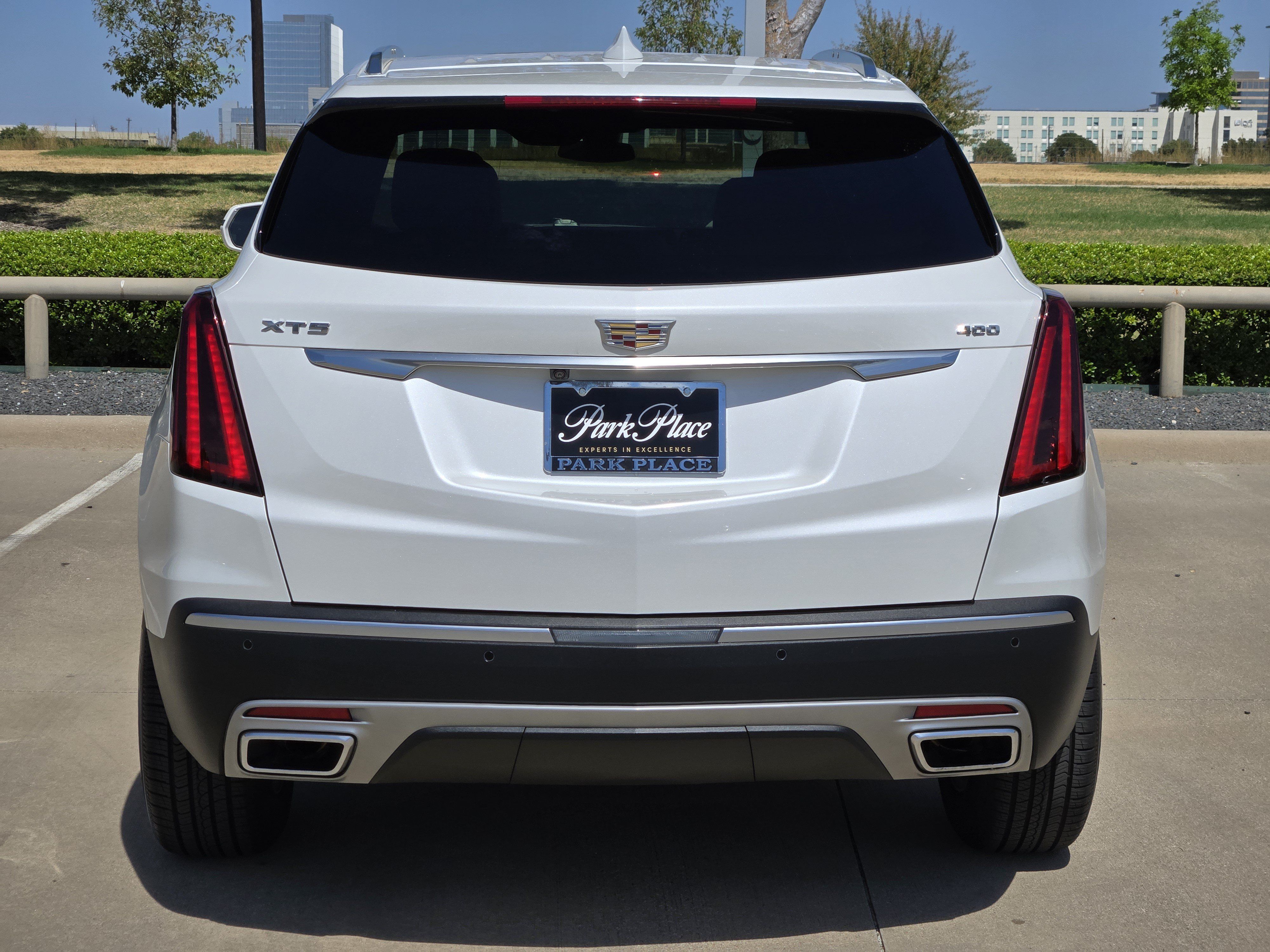 Used 2020 Cadillac XT5 Premium Luxury FWD image 4