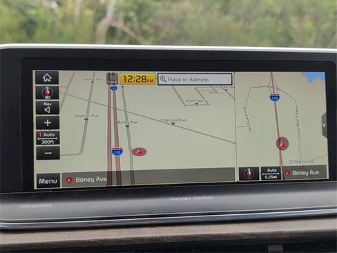 Used 2020 Kia Telluride SX w/ SX Prestige Package image 19