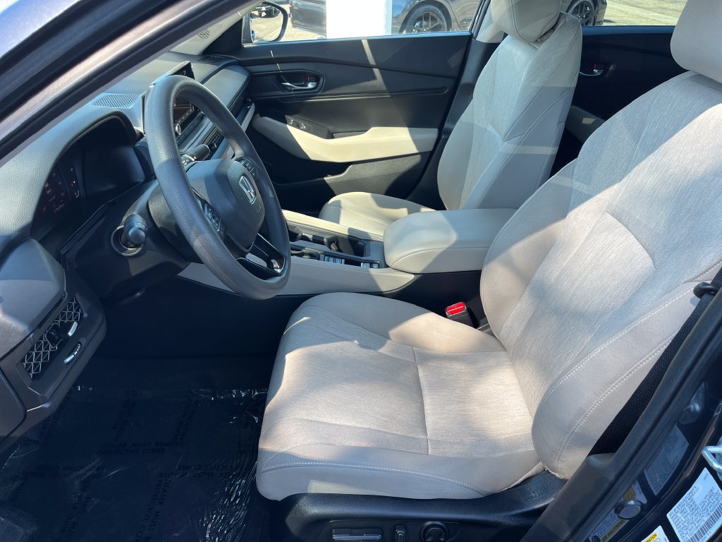 Certified 2023 Honda Accord EX image 9
