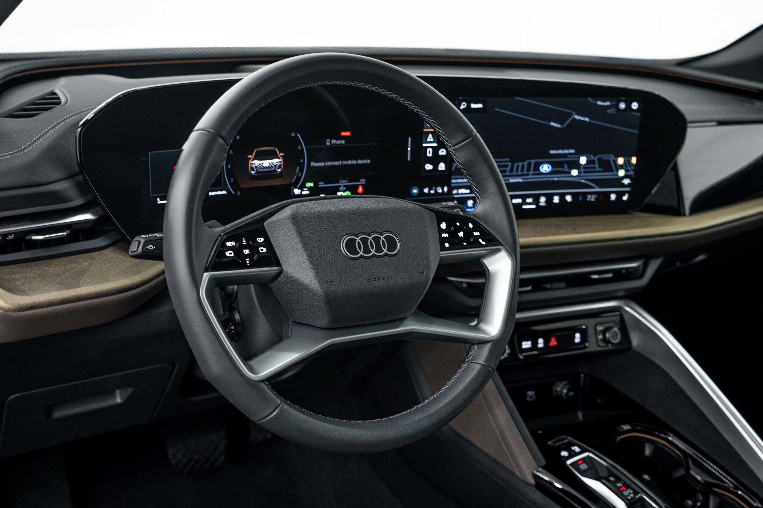 Used 2025 Audi Q5 Premium Plus AWD/4WD image 11