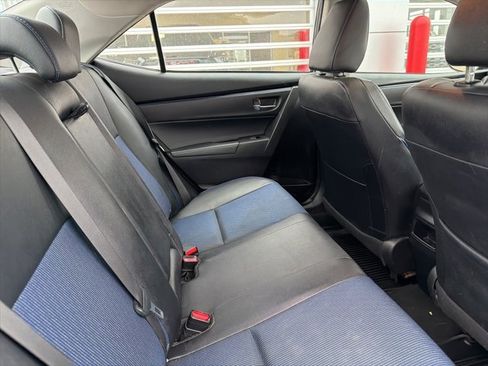 Used 2019 Toyota Corolla SE image 25