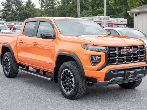 Used 2026 GMC Canyon AT4 w/ AT4 Premium Package AWD/4WD image 6