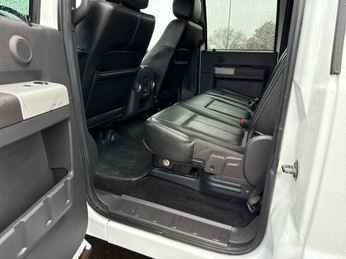 Used 2013 Ford F450 Lariat w/ FX4 4X4 Off-Road Pkg image 21