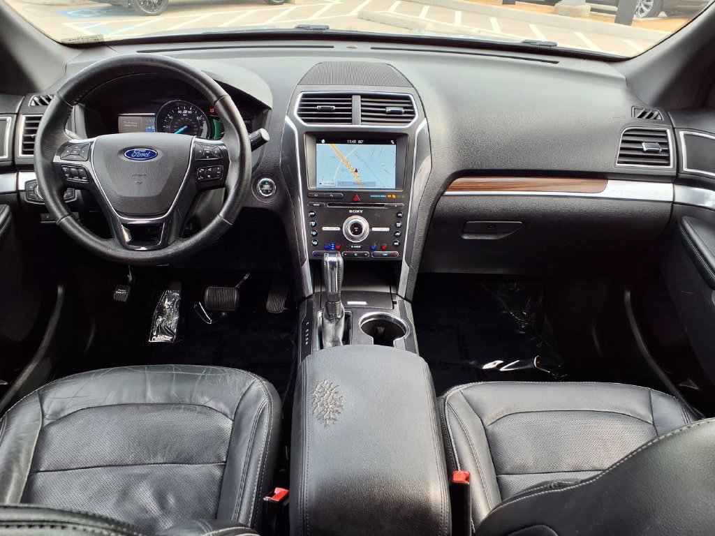 Used 2017 Ford Explorer Limited FWD image 14