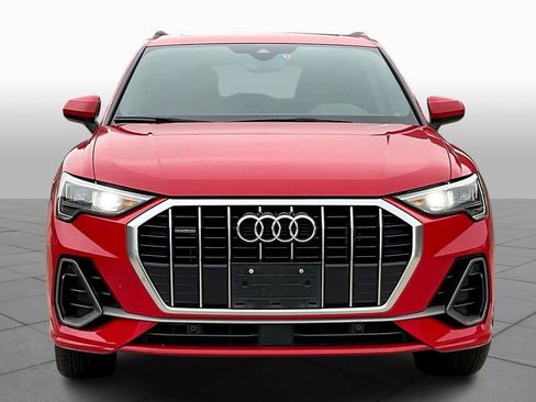 Used 2022 Audi Q3 2.0T Premium image 3