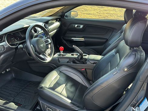 Used 2019 Ford Mustang GT Premium w/ Performance Package - Level 2 image 8