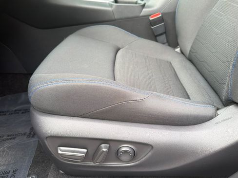 Used 2023 Toyota RAV4 SE w/ Convenience Package AWD/4WD image 14
