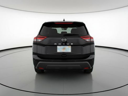 Used 2025 Nissan Rogue SV image 7