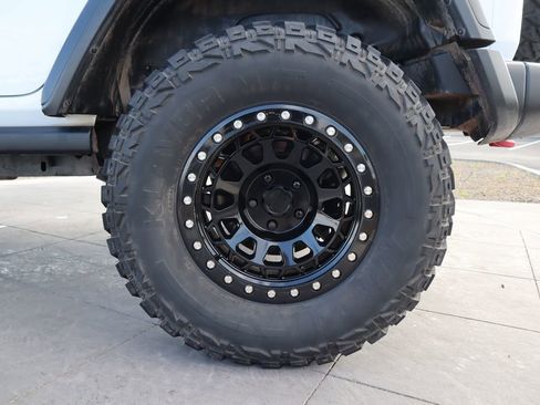 Used 2021 Jeep Wrangler Unlimited Rubicon image 29