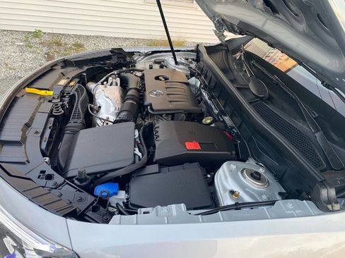 Used 2020 Mercedes-Benz GLB 250 4MATIC image 40