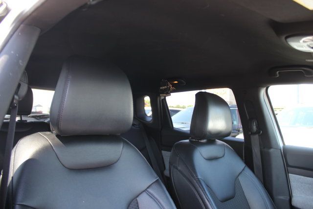 Used 2024 Jeep Compass Latitude AWD/4WD image 31