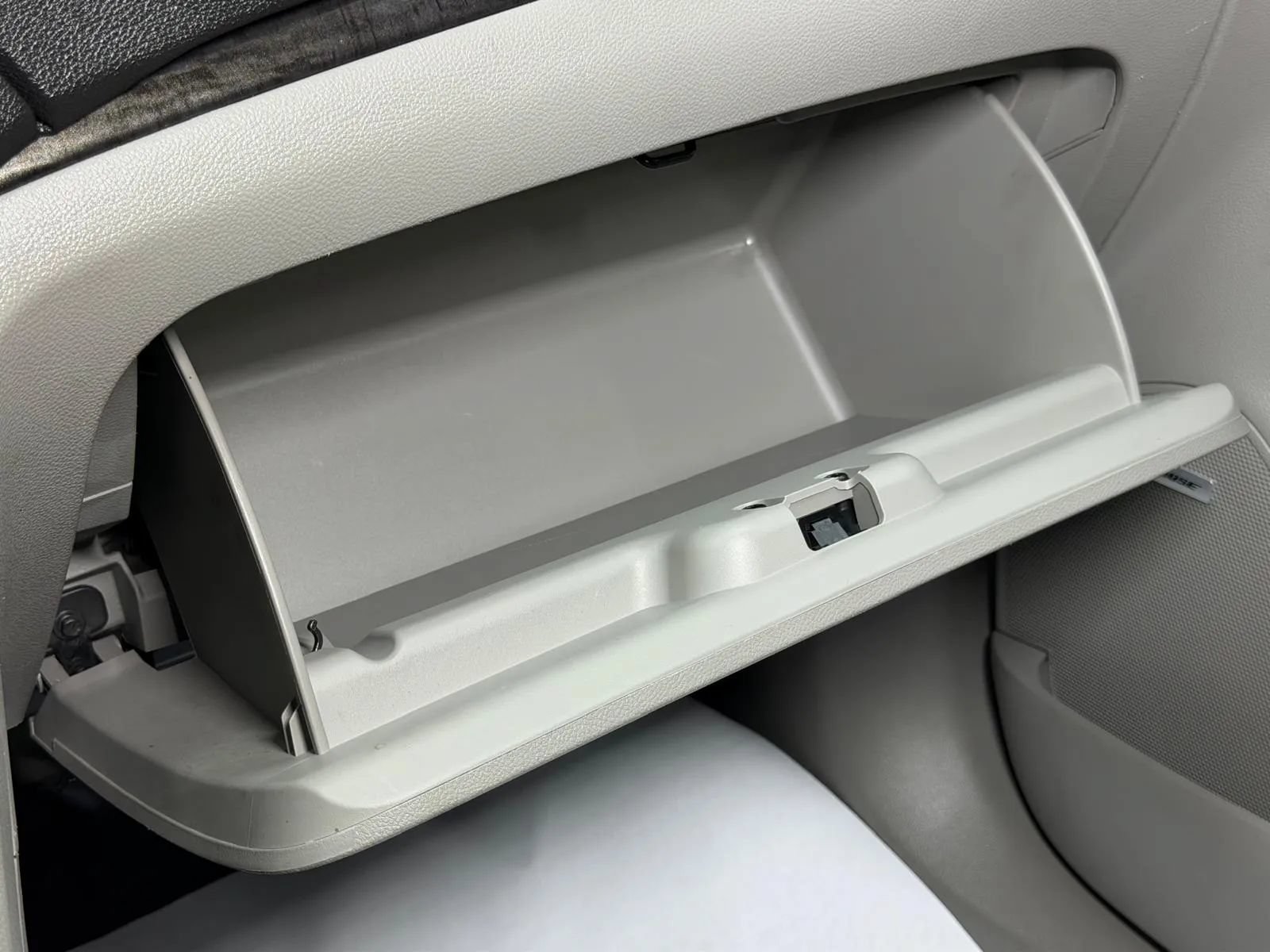 Used 2014 Buick Encore Premium FWD image 34