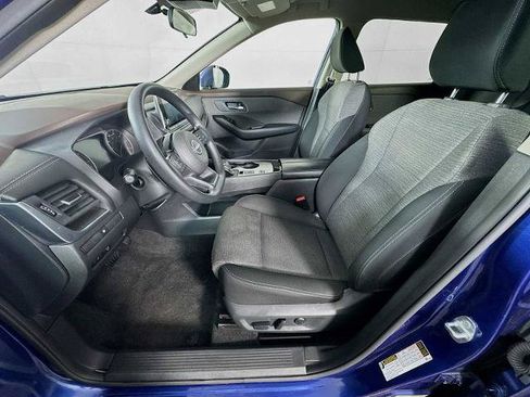 Certified 2023 Nissan Rogue SV FWD image 18