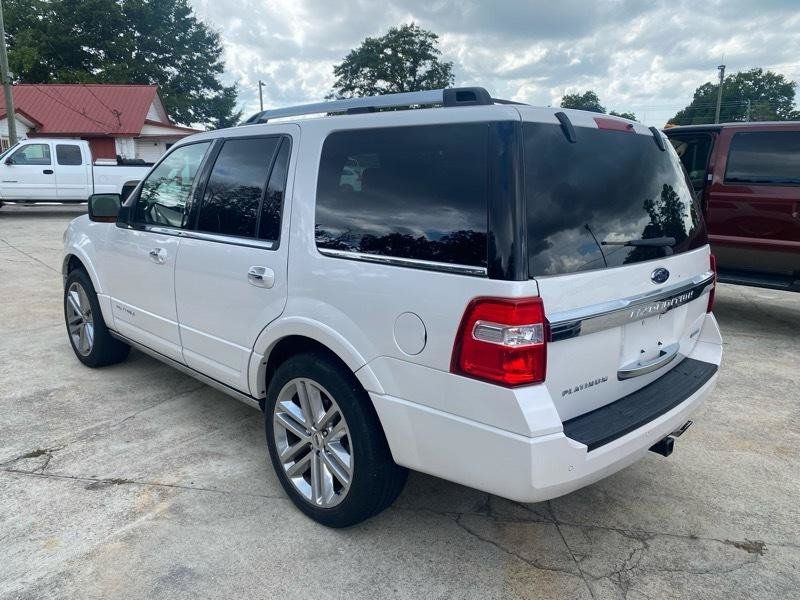 Used 2017 Ford Expedition Platinum RWD image 2