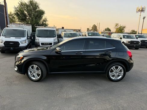 Used 2019 Mercedes-Benz GLA 250 4MATIC image 3