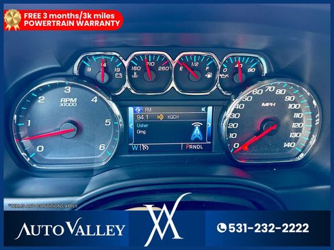 Used 2018 Chevrolet Suburban LT image 34