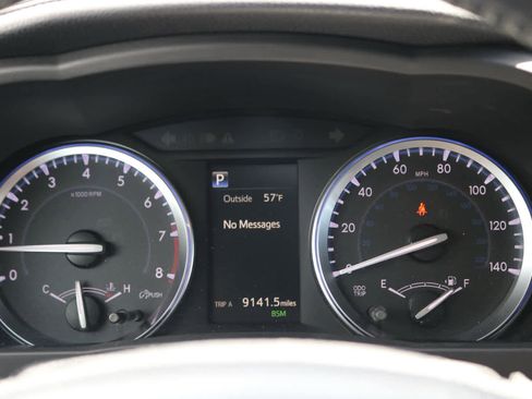 Used 2017 Toyota Highlander Limited AWD/4WD image 14