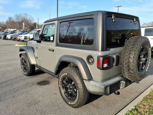 Used 2021 Jeep Wrangler Willys image 8